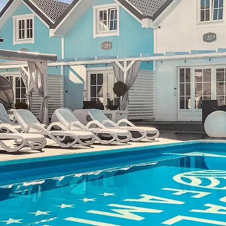 別荘 Lovely In With Wifi *